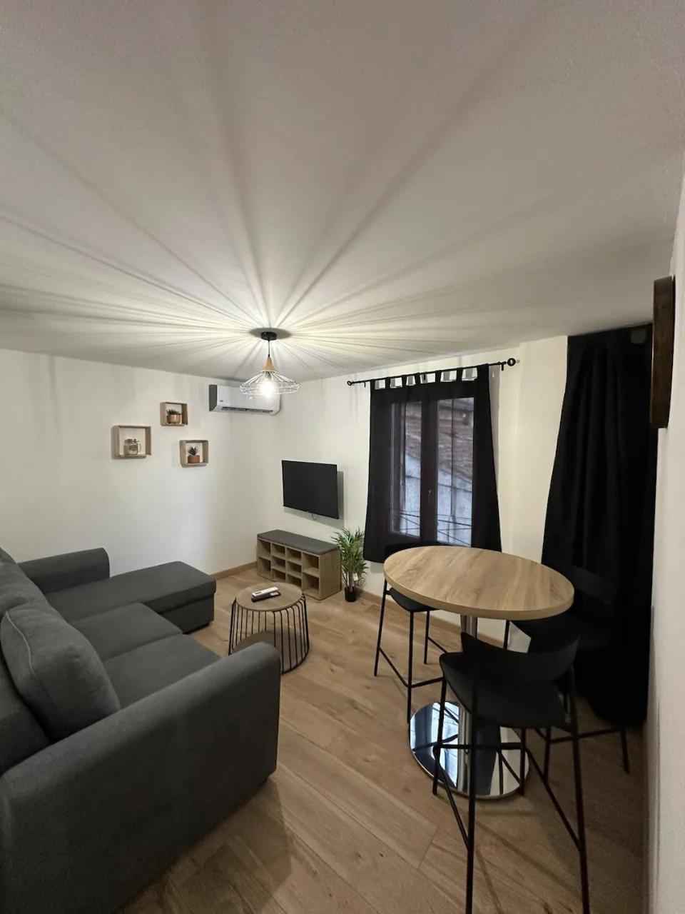 אביניון Superbe Appartement “L'Eden”Clim, Proche Remparts מראה חיצוני תמונה