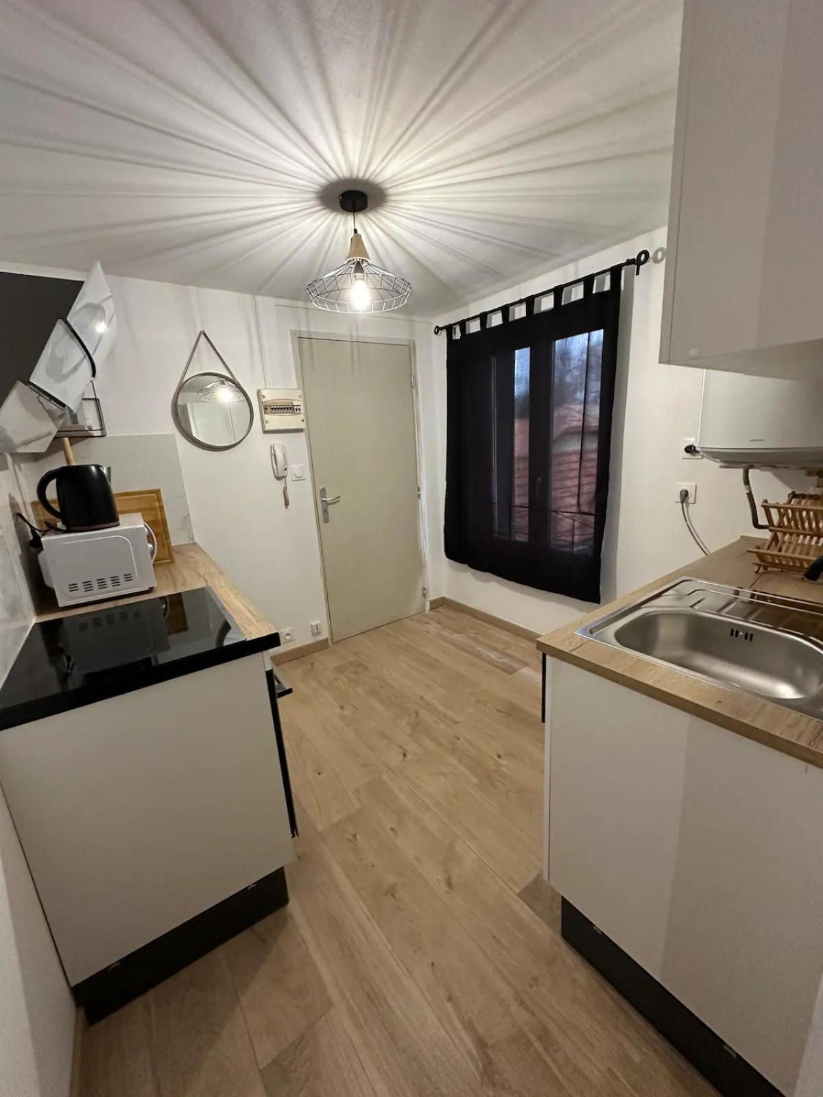 אביניון Superbe Appartement “L'Eden”Clim, Proche Remparts מראה חיצוני תמונה